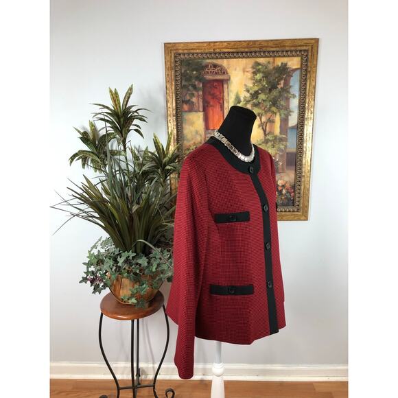 Le Suit Women Size 18 Red Black Long Sleeve Pocket 4 Buttons Closure Round Neck - Picture 2 of 9